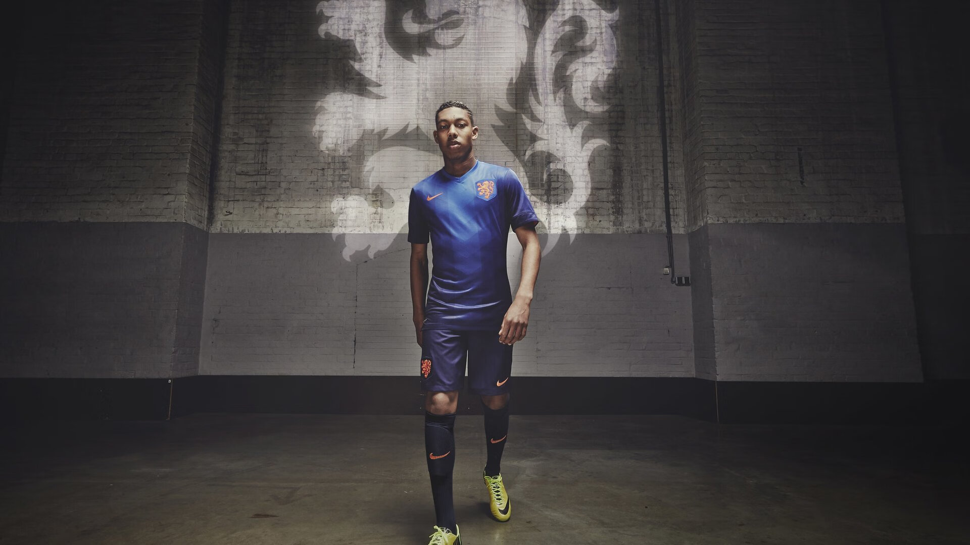 里昂客场遭遇失利，欧冠前景堪忧，里昂进过欧冠决赛吗